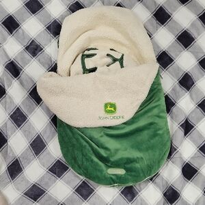 JJ COLE JOHN DEERE CAR SEAT COVER